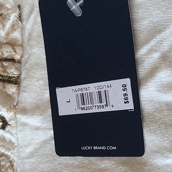 Luck Brand Embroidered Top Size Large - Picture 8 of 16